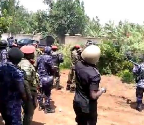 Security operatives seen lobbing teargas canisters and firing live bullets at Bobi Wine supporters