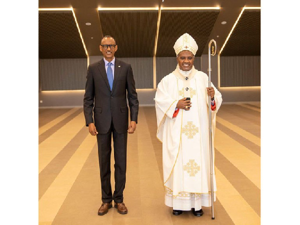 Rwandan President Paul Kagame and His Eminence Antoine Cardinal Kambanda in Kigali