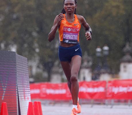 Kenya's Ruth Chepngetich 