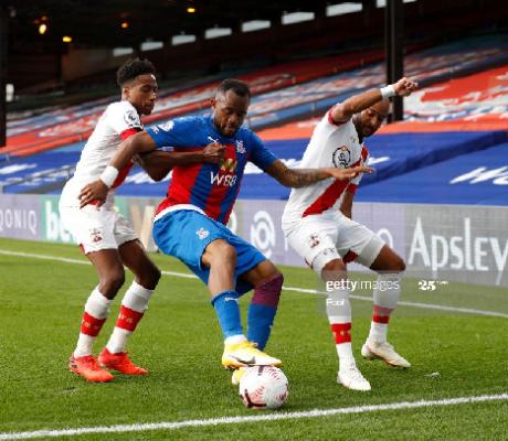 Black Stars striker, Jordan Ayew (middle)