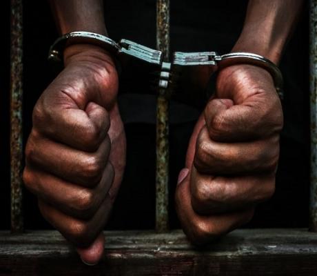Handcuff