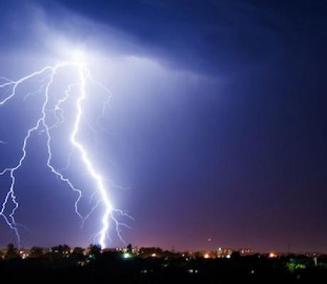 Lightning kills 20 people during Congo's virus lockdown