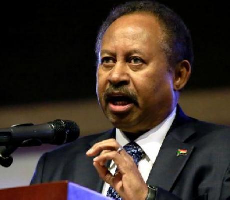 Sudan's Prime Minister in the transitional government Abdalla Hamdok addresses people (REUTERS/ Moh